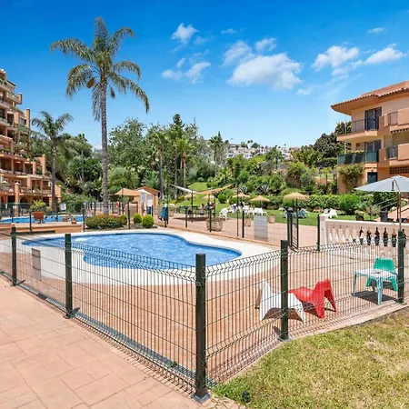 Family With Pool In By Costarentals - Ref 225 *